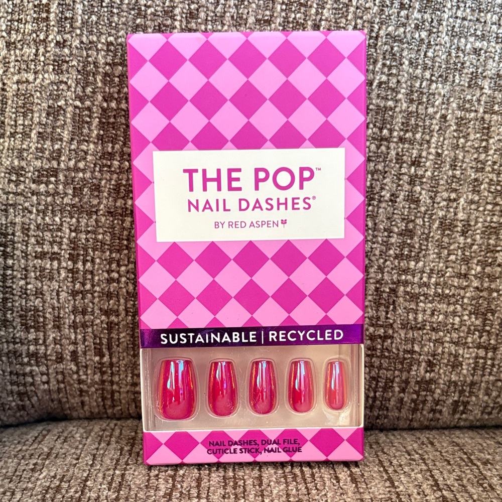 Red Aspen The Pop medium coffinNail Dashes- Showtime Shylo